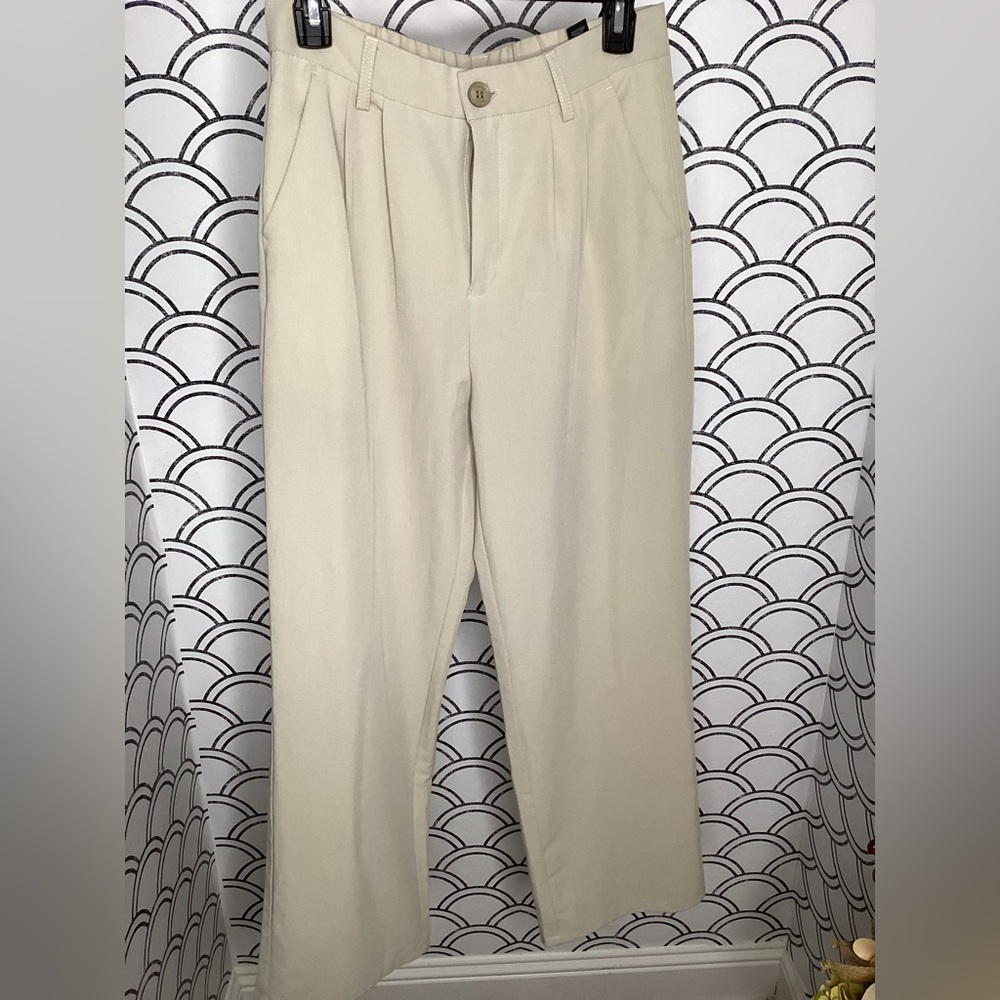 Tapata Khaki Wide-Leg Pants – Size 4 |